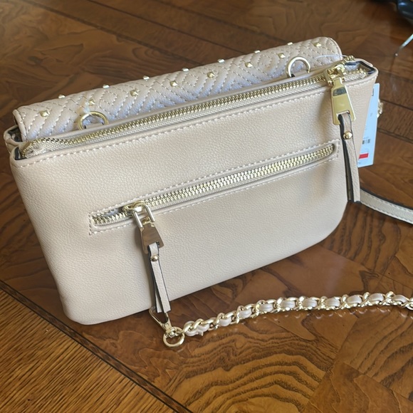 NEW INC Vachetta Crossbody Clutch Handbag Purse Tan wGold Accent Removable strap - Picture 3 of 17